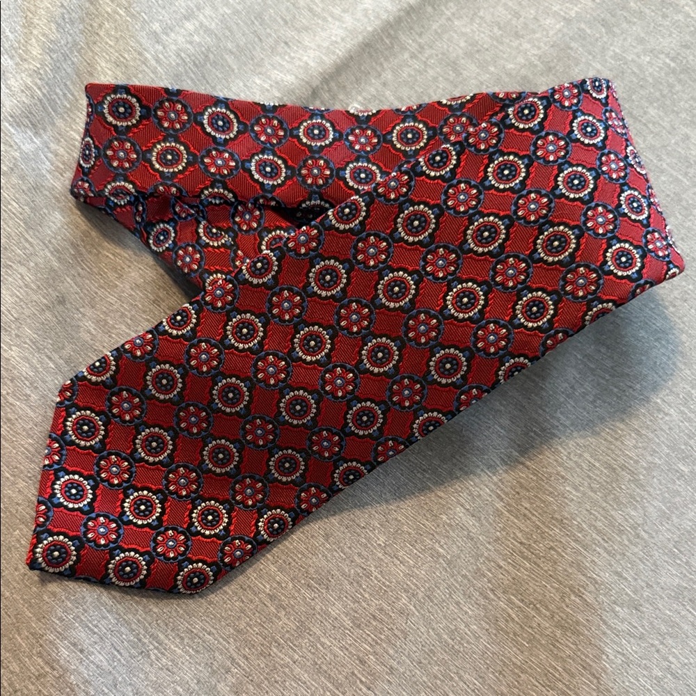 Cremieux Italian Red 100% Silk Tie with Geometric Design